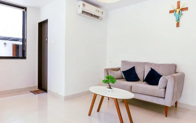 FabHotel The X and Z Calangute