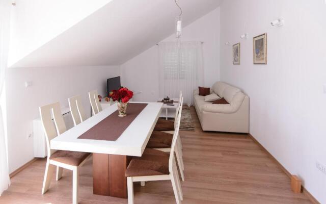 Apartments Violeta 2