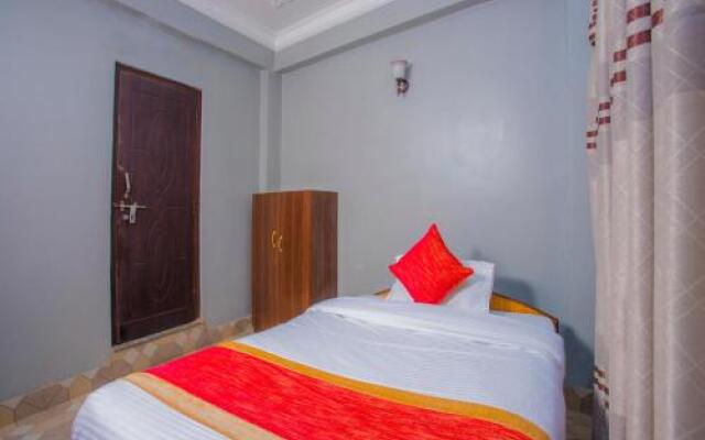 OYO 251 Siddhi Binayak Guest House