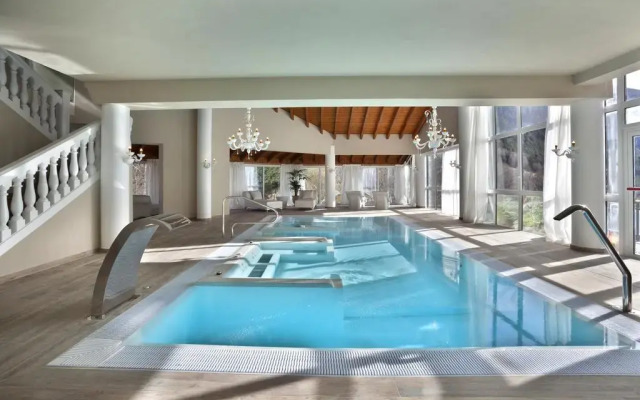 Hotel & SPA Bringué