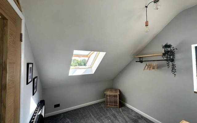 Remarkable 1-bed Apartment in Glastonbury
