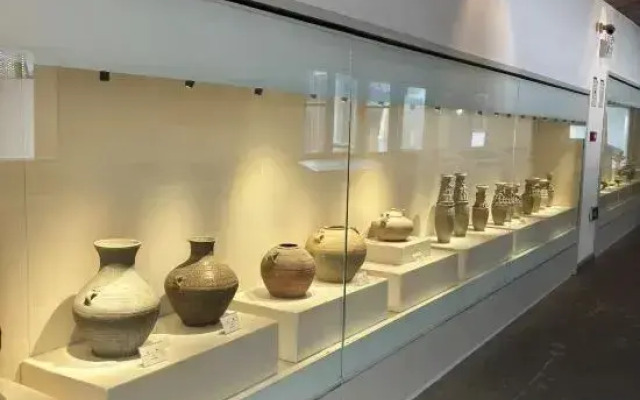 Elong Hotel (Jixi Museum)