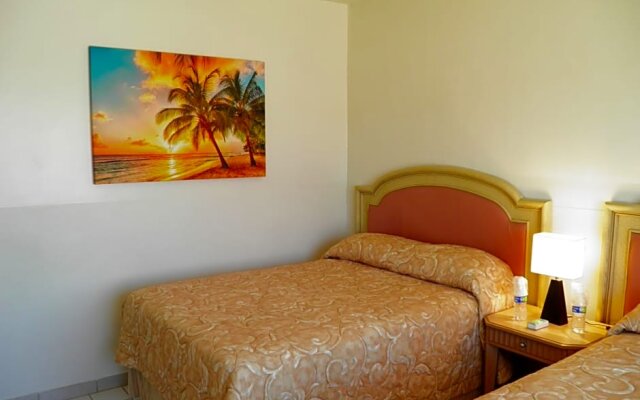 #52 Bungalow Seaside Hotel & Victors RV Park