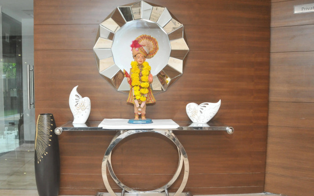 OYO 4938 Hotel Dev Aadi