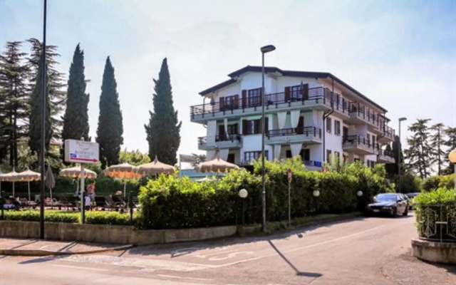 Alexandra Stay Residence