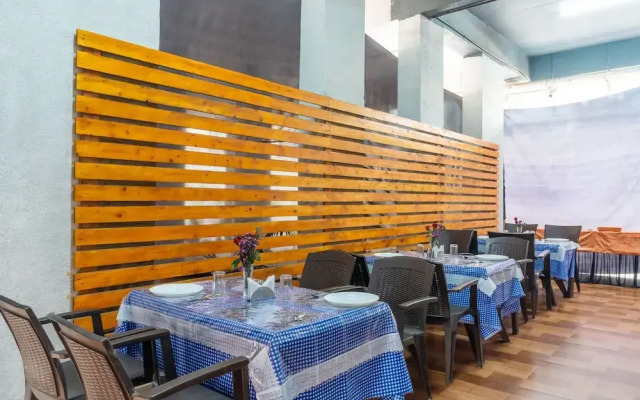 Fabhotel Blossoms Pune Airport (Viman Nagar)