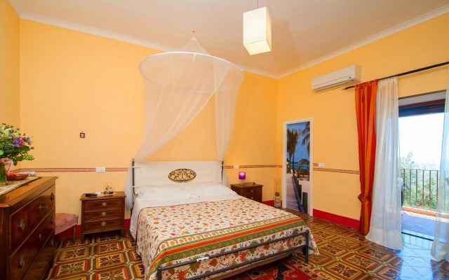 Casa Vacanze Li Galli