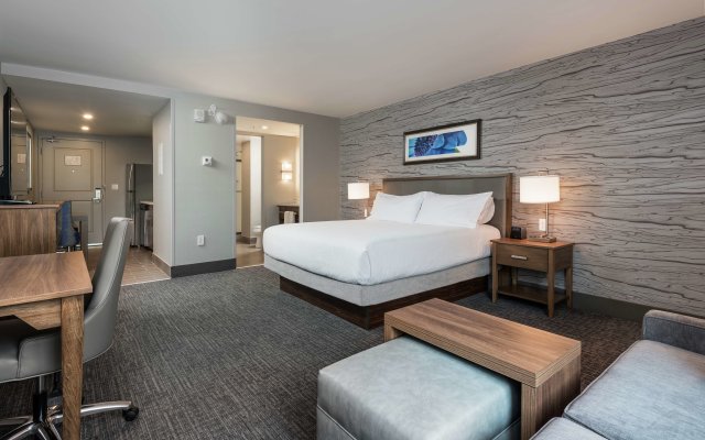 Homewood Suites by Hilton Ottawa Downtown