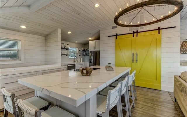 Yellow Oceanfront Hotel Room With Spectacular View of Atlantic Ocean by Redawning