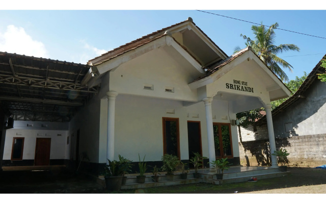 Hotel O Homestay Srikandi Pulau Merah BeachNearPantai Pancer