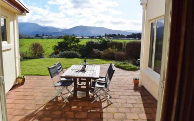 Motueka Homestay Bed And Breakfast