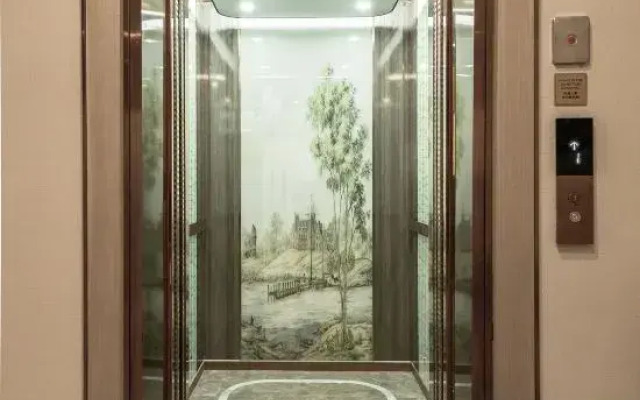 Vienna 3 Best Hotel (Jingjiang Baifushen)