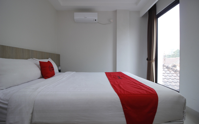 RedDoorz Plus @ TB Simatupang