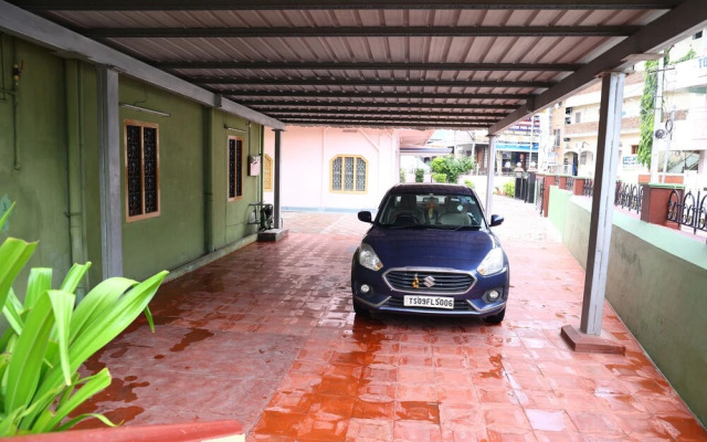 Sri sapthagiri lodge