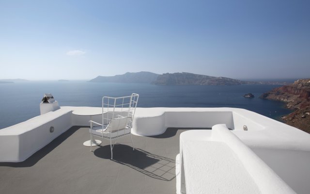 Katikies Kirini Santorini - The Leading Hotels