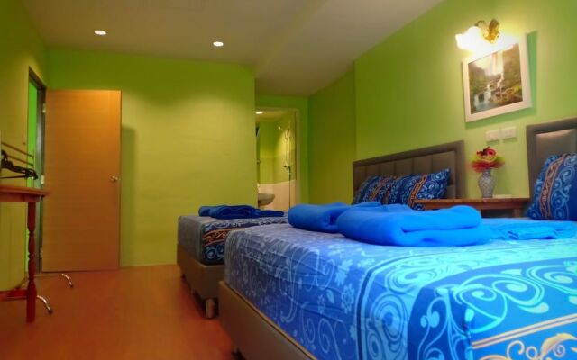 Santo House
