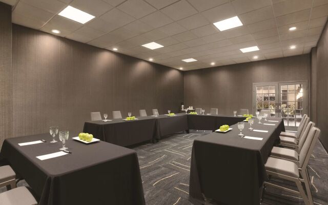 Radisson Hotel McAllen Airport
