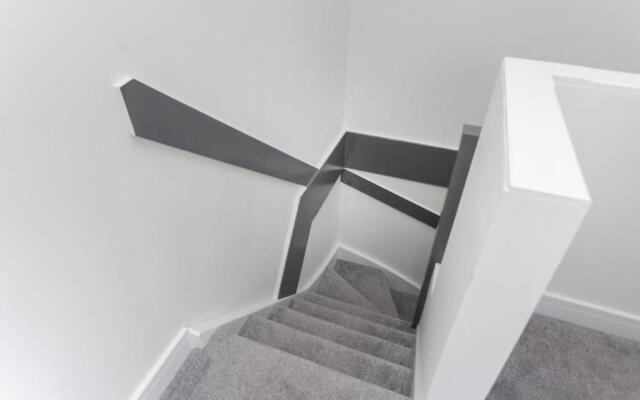 Smart Apartment Close2City