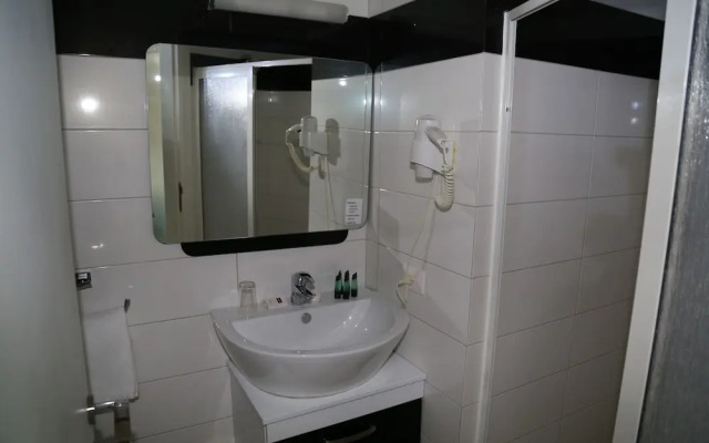 Douma Hotel
