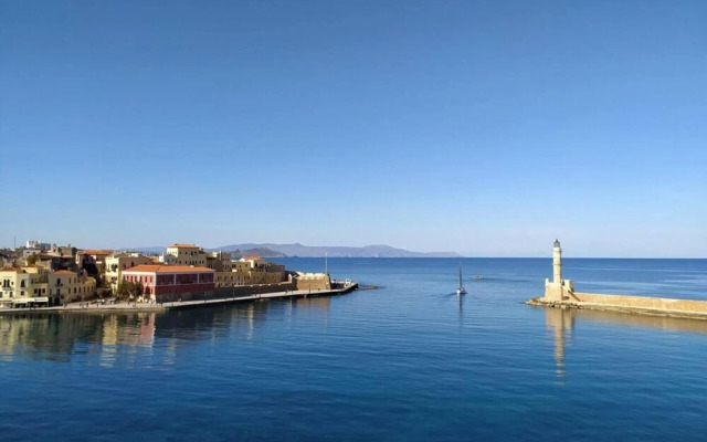 Rena's Hospitality Walk to the Beach 10' to Chania