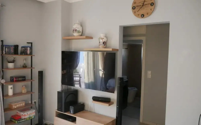 Gio s Central Cosy Apartment With Private Balcony