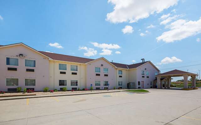 Motel 6 Omaha - IAT West