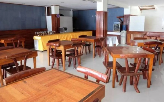 El Nido Beach Hotel