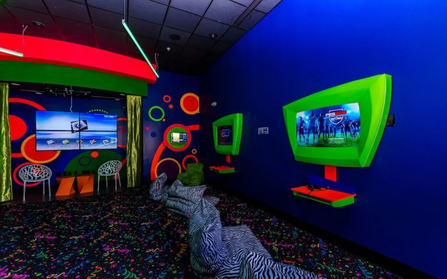 Private Pool BBQ Free Resort Access, Near Wdw!