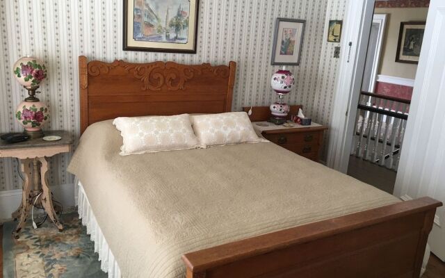 A Seafaring Maiden Bed and Breakfast