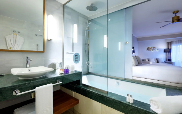 Grand Palladium Palace Resort Spa & Casino - All Inclusive
