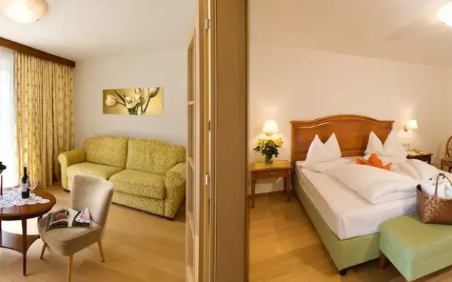 Mirabell Alpine Garden Resort