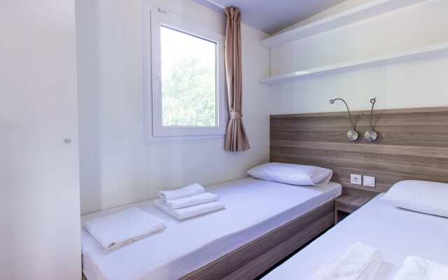 Modern Chalet With two Bathrooms, 19 km. From Crikvenica