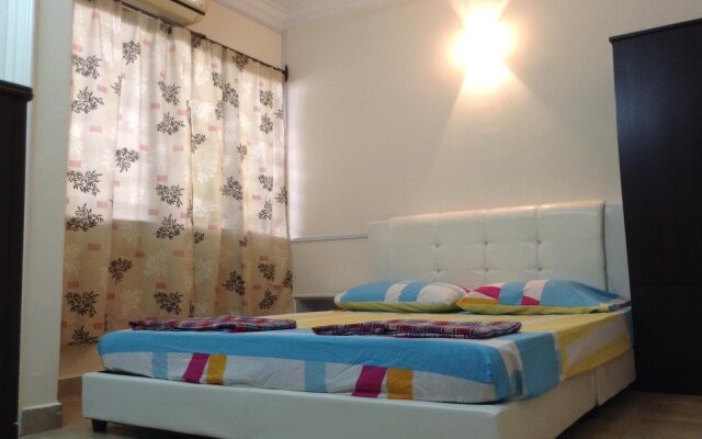 A&F Damansara Homestay