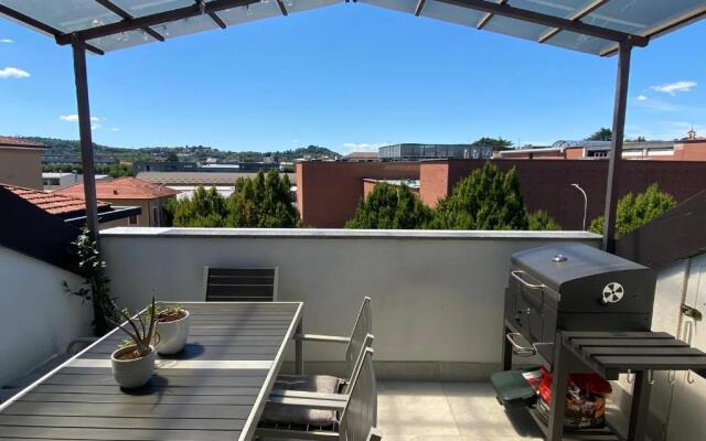 Rooftop Openspace With Balconies, Parking and bbq