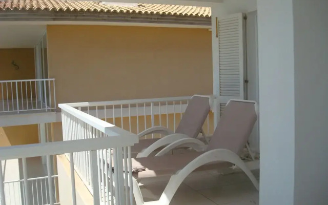 Catalina 3B Apartment Facing the sea