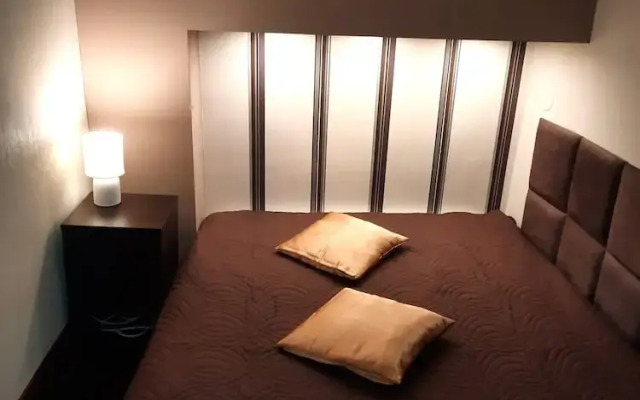 Luxury Senate Apartment
