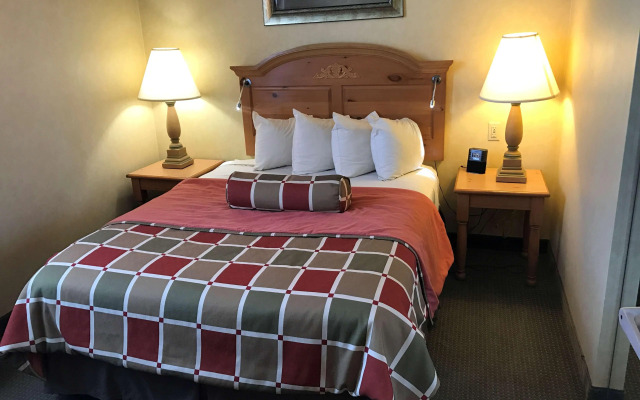 Best Western Plus Revere Inn & Suites