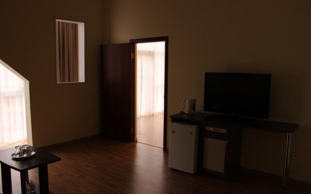 Lyubimyy Bereg Guesthouse