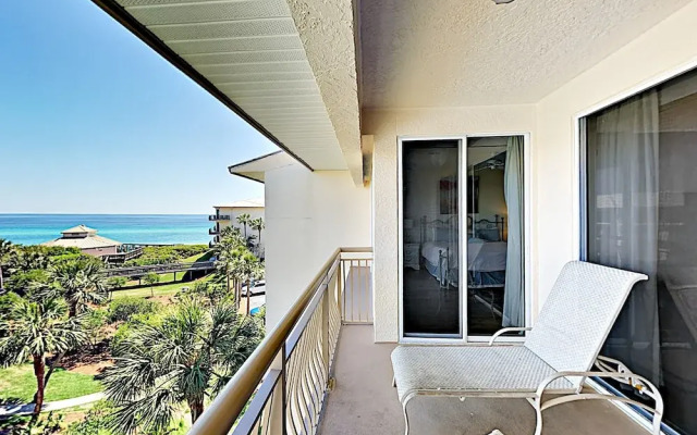 Poolside Rental with Beach Access by RedAwning