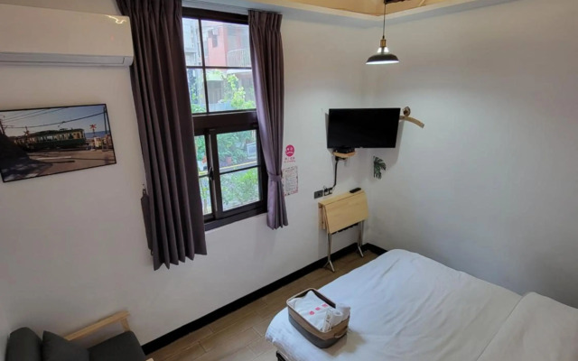 OLD WOW Shared Homestay