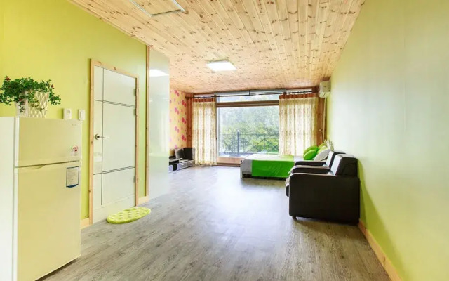 Lake and Pine Spa Pension