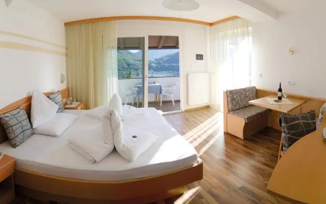 Garni Hotel Sonnleitenhof