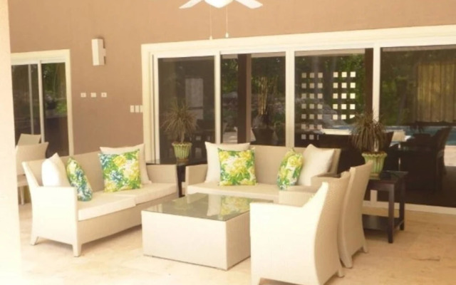 Exquisite Taste Awaits you With This Custom Styled Villa