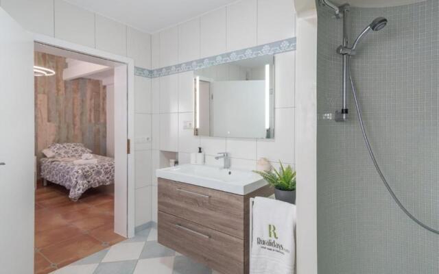 Cortijo Entre Pueblos Competa by Ruralidays