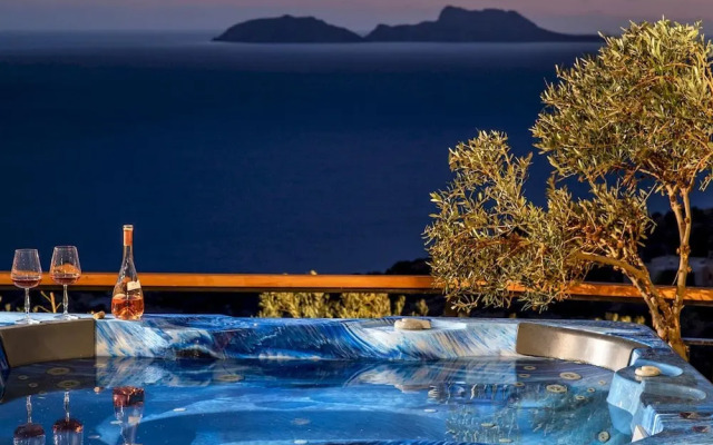 Elena Junior Deluxe Suite by Estia