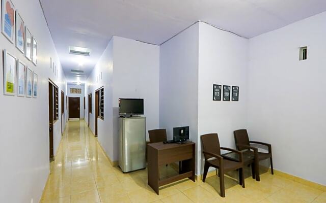 OYO Life 2724 Wisma Wijaya