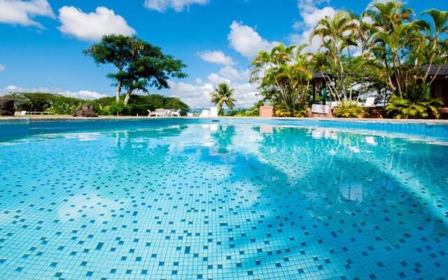 Tonoa Apartments