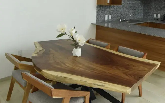 Hotel & Suites Punto Oriente