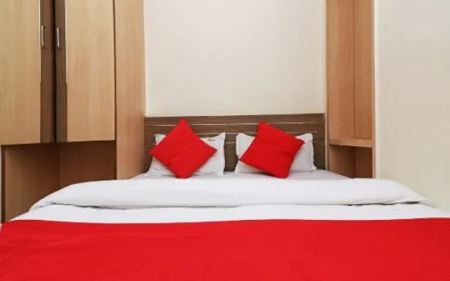 OYO 27866 Hotel Gud Stay