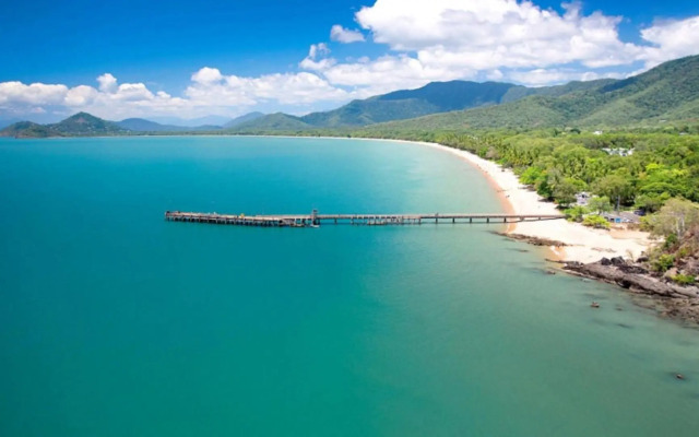 Canopy House - Palm Cove